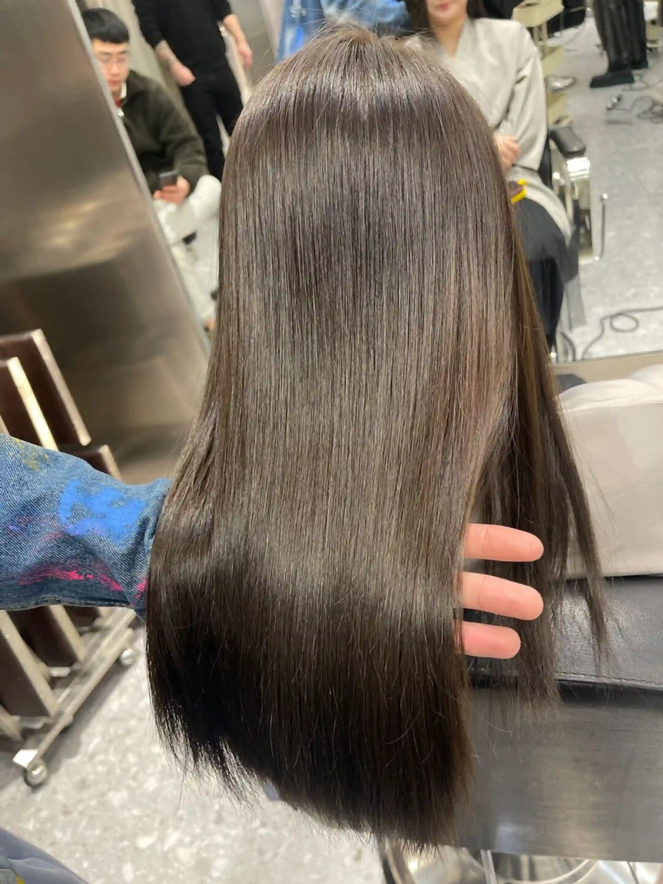 Wig Bleach: What It Is and How to Lighte-pre-bleached wigs配图1 Wig Bleach: What It Is and How to Lighte-pre-bleached wigs配图1